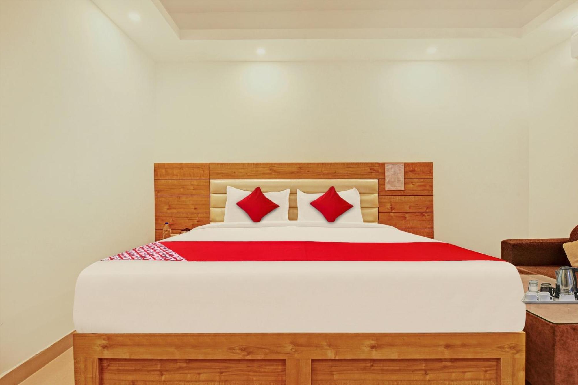 Super Oyo Hotel O Aura Hotel Rajdhani Residency Ranchi Eksteriør bilde